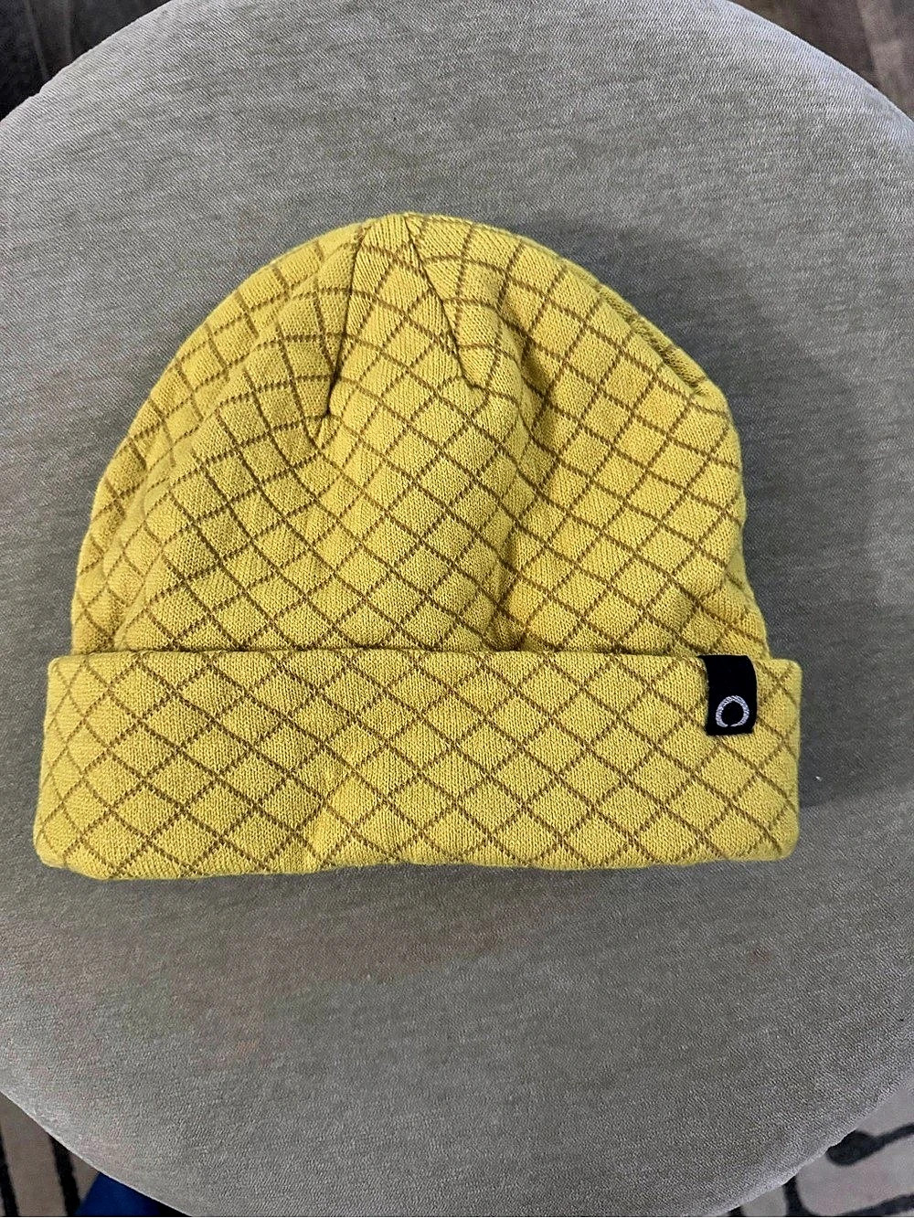 Skora Geometric Knit Beanie in Yellow Like New